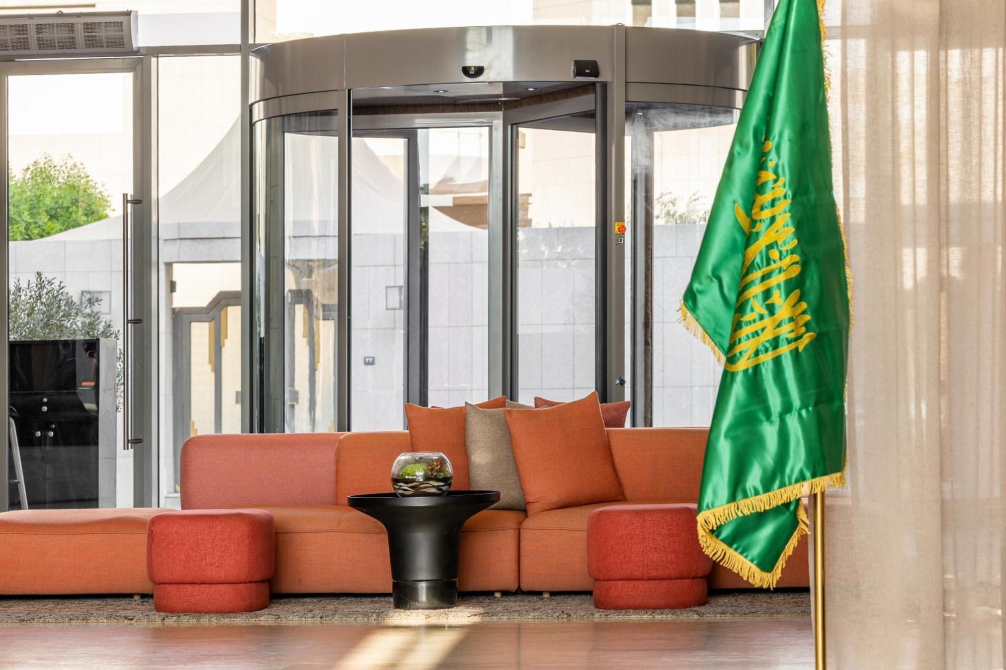 Shirvan Hotel City Yard Джидда Екстер'єр фото Saudi flag